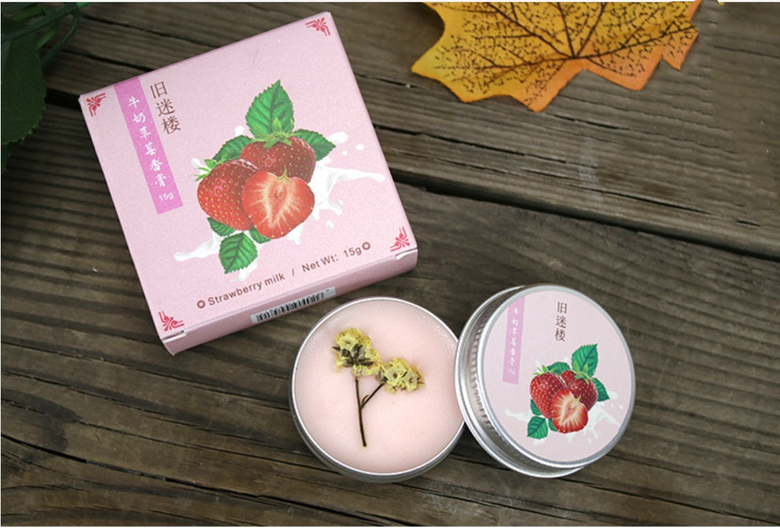 Botanical Solid Perfume – Skin-Friendly Compact Fragrance Balm