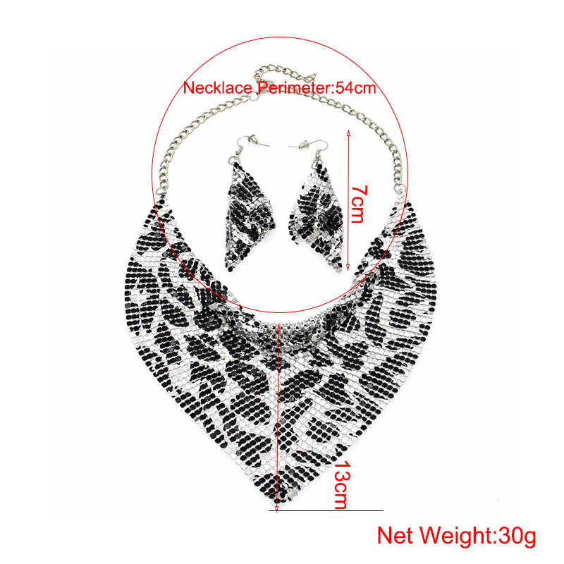 Metal Plate Necklace & Earrings Set - Statement Jewellery Set for Women
