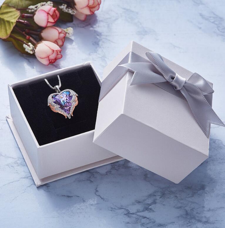 Heart Pendant Necklace – Elegant Everyday Chain for Women