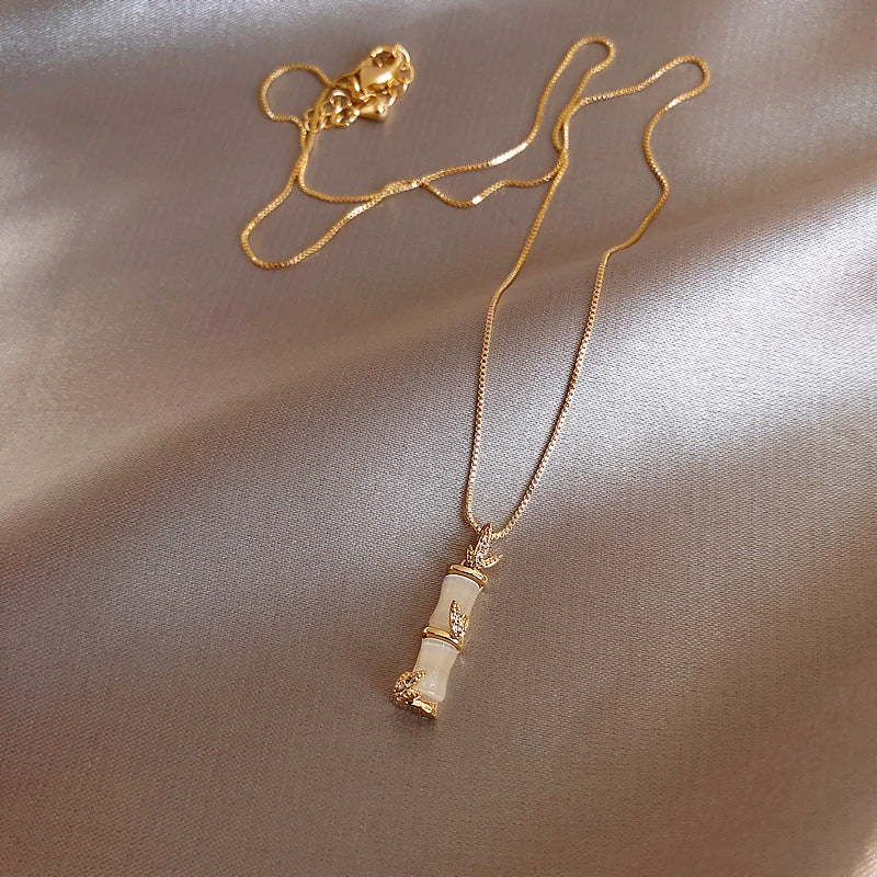 Bamboo Pendant Necklace – Elegant Nature-Inspired Chain for Women