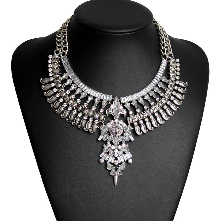 Crystal Short Necklace – Alloy Sparkle Chain for Women