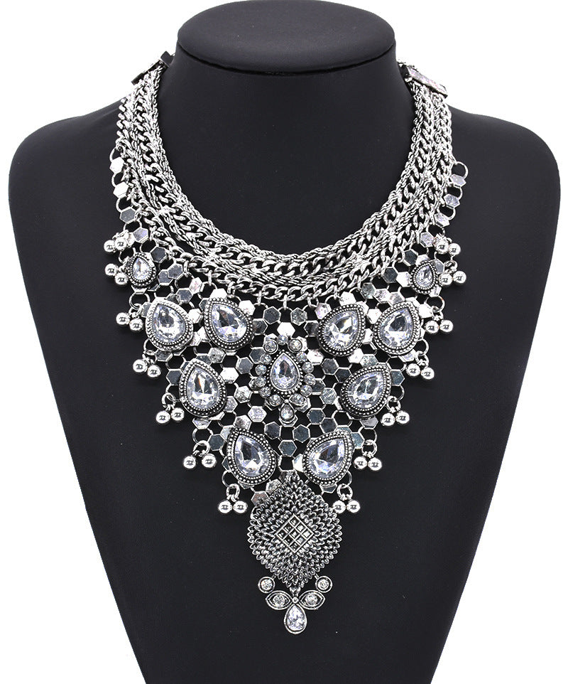 Crystal Short Necklace – Alloy Sparkle Chain for Women