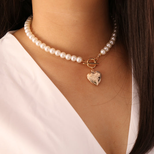 Retro Pearl Love Necklace – Vintage Style Pendant for Women
