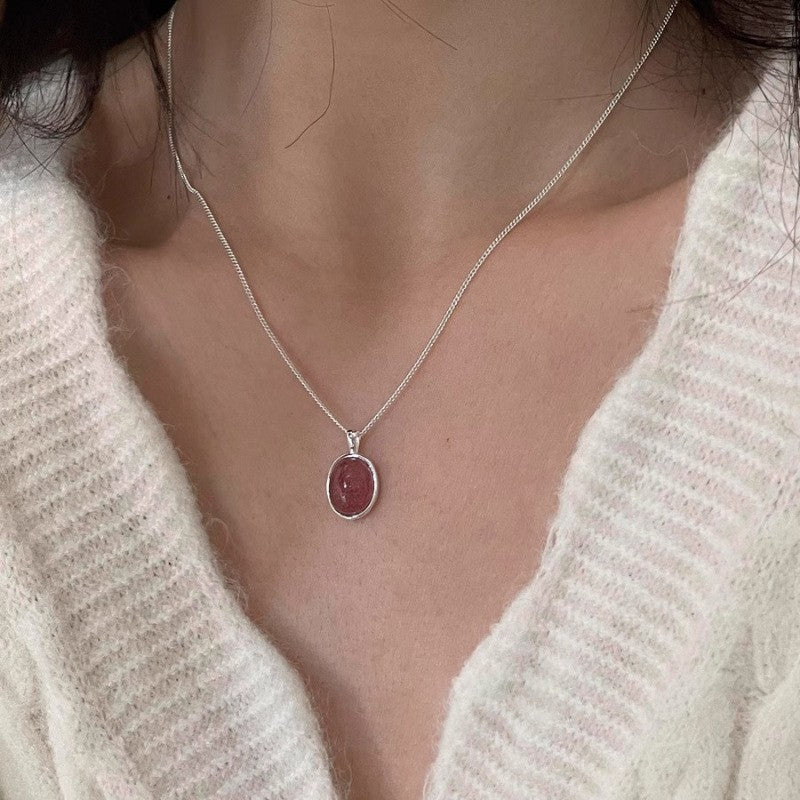 Pearl Love Clavicle Necklace – Elegant Chain for Women