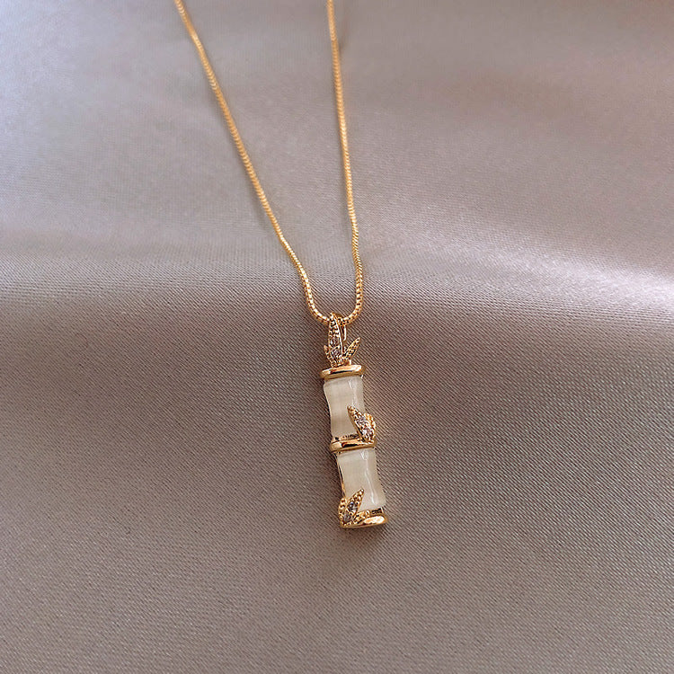 Bamboo Pendant Necklace – Elegant Nature-Inspired Chain for Women