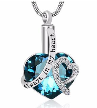 Perfume Bottle Pendant Necklace – Elegant Mini Bottle Chain for Women