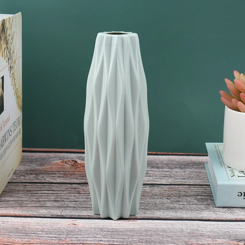 Diamond Pattern Faux Ceramic Plastic Vase