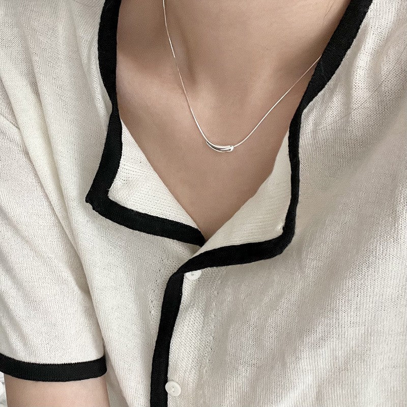 Pearl Love Clavicle Necklace – Elegant Chain for Women
