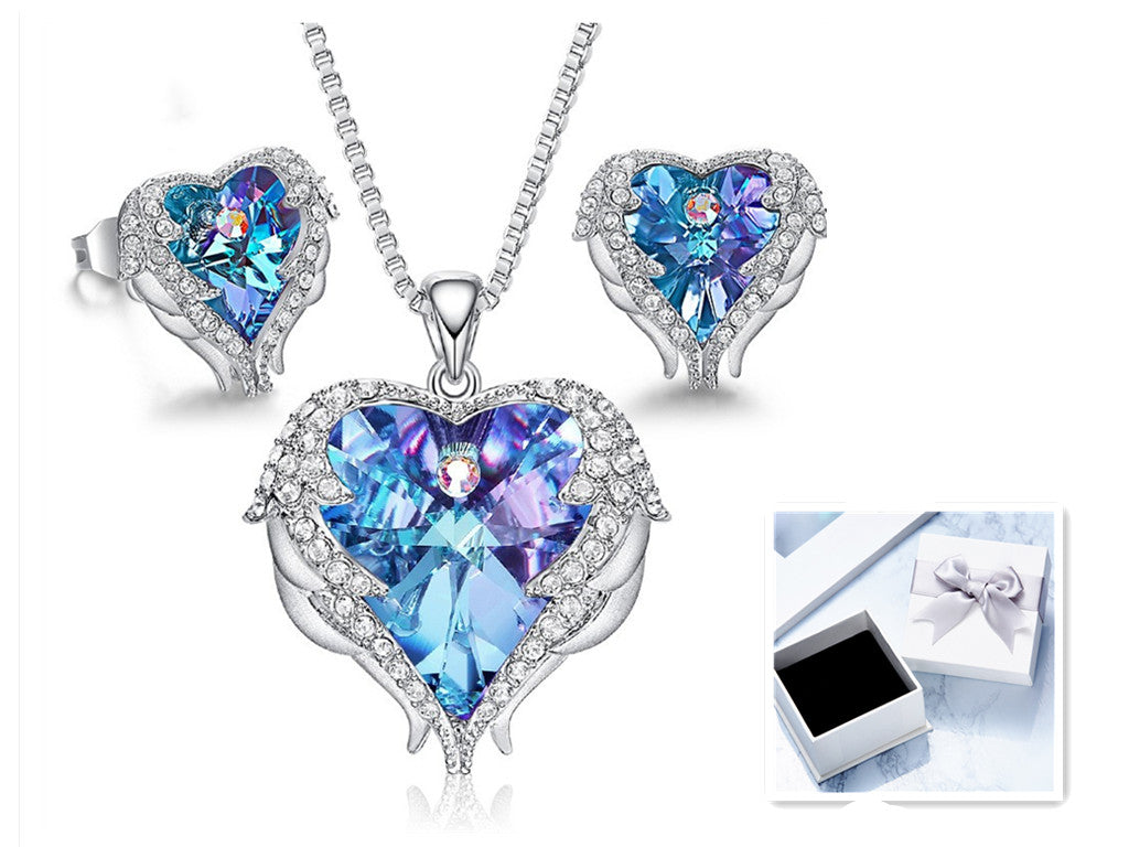 Heart Pendant Necklace – Elegant Everyday Chain for Women