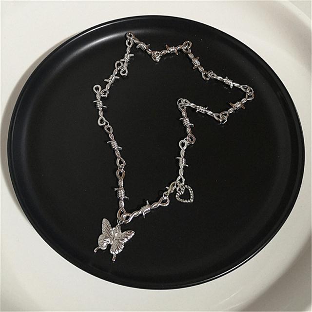 Vintage Pearl Butterfly Necklace – Love Pendant Chain for Women