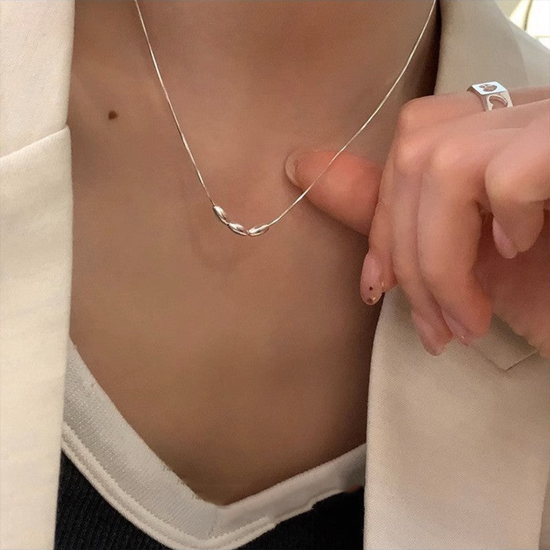 Pearl Love Clavicle Necklace – Elegant Chain for Women