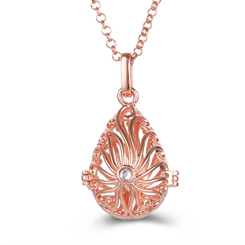 Aromatherapy Zircon Cage Necklace - Essential Oil Diffuser Pendant