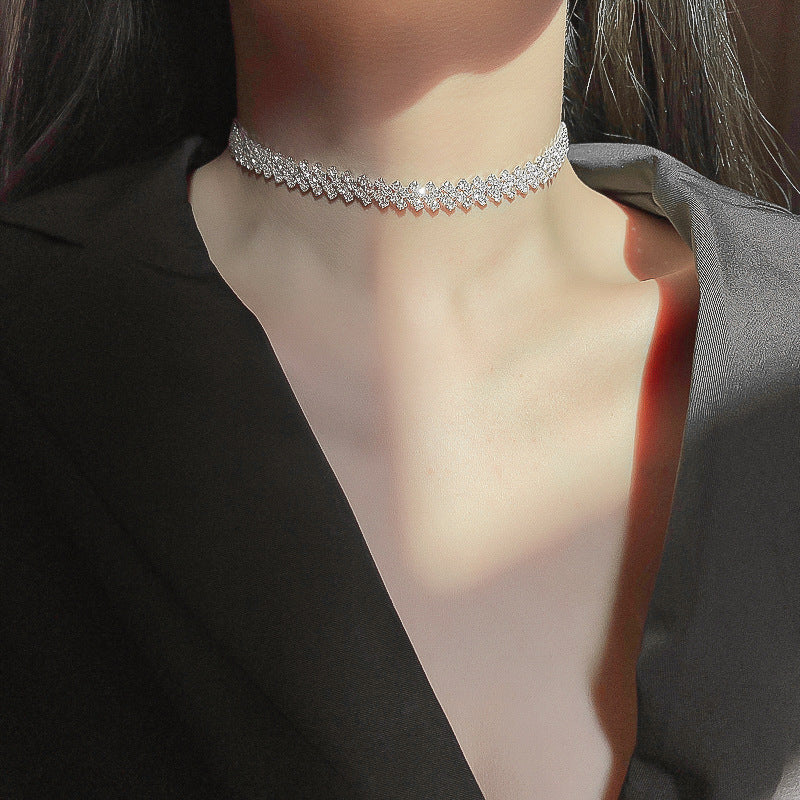 Full Rhinestone Clavicle Necklace – Sparkle Fashion Chain for Women