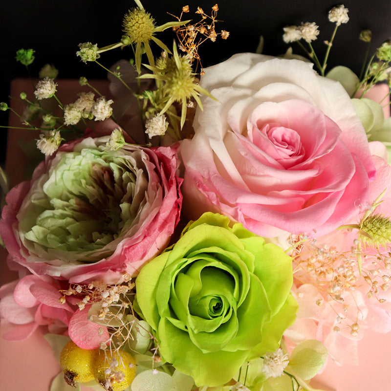 Luxury Preserved Rose Gift Box – Elegant Floral Keepsake Arrangement