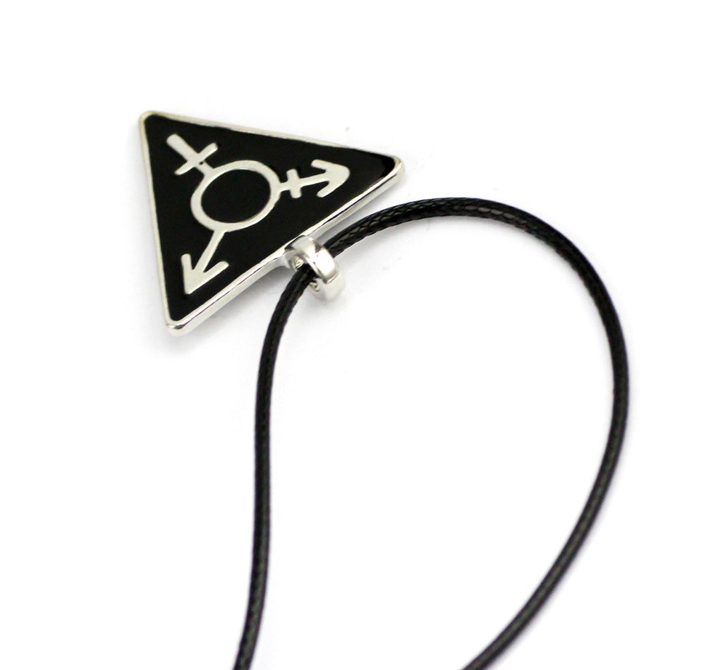 Triangle Pendant Necklace – Minimal Geometric Chain for Women