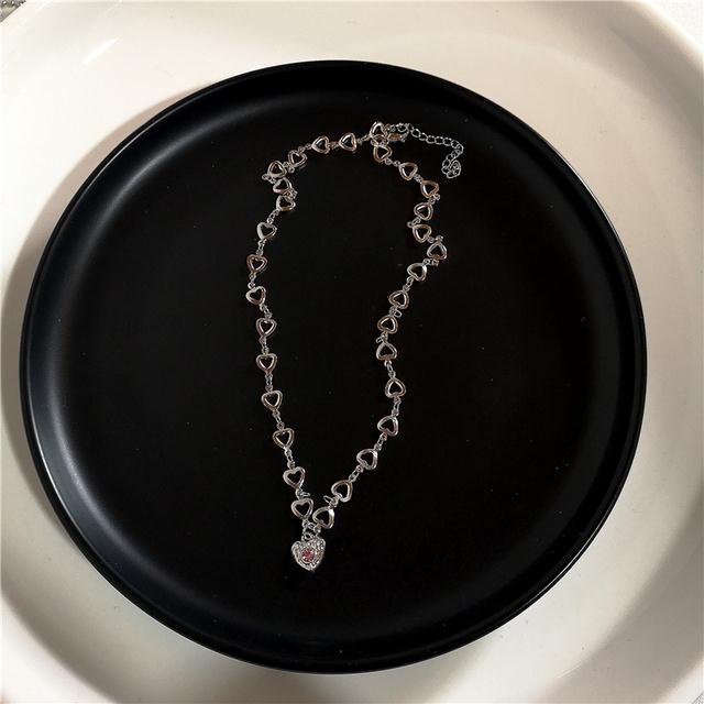 Vintage Pearl Butterfly Necklace – Love Pendant Chain for Women