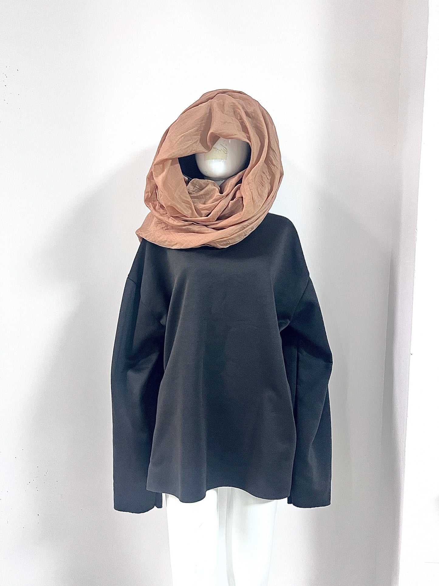 🖤 Desert Drape Hooded Scarf Hoodie – INS Retro Streetwear Unisex Sweater (2026 Edition)