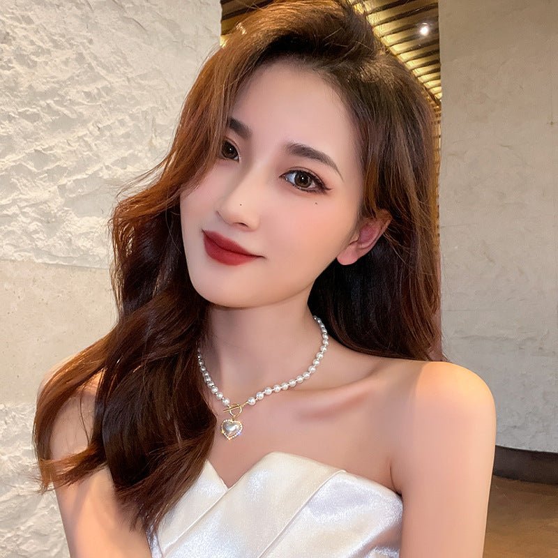06e66482-6ab3-4f9c-8e0a-451ac4b9a01c French Pearl Love Necklace – Elegant Fashion Pendant for Women