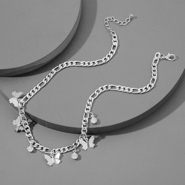Butterfly Clavicle Necklace – Elegant Metal Chain for Women