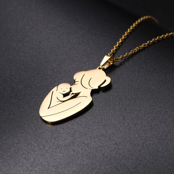 Family Pendant Necklace – Elegant Symbolic Chain for Women