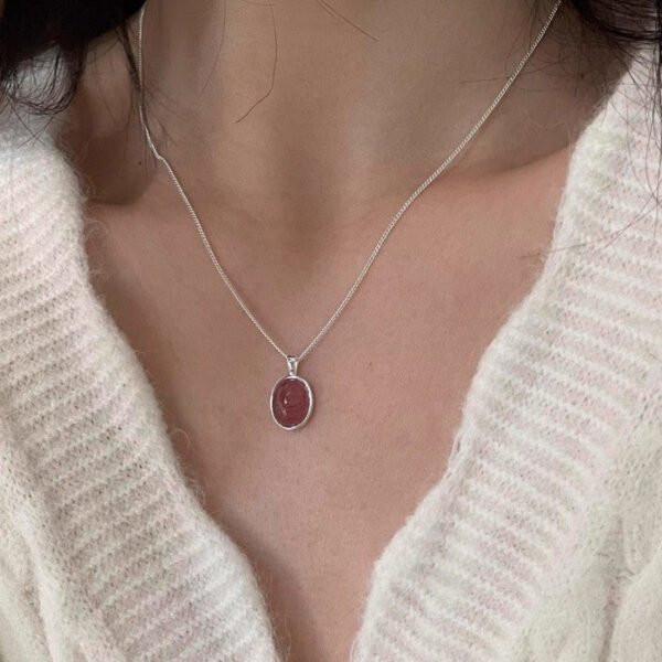 Pearl Love Clavicle Necklace – Elegant Chain for Women