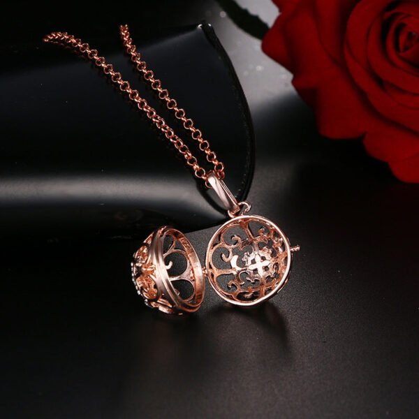 Aromatherapy Zircon Cage Necklace - Essential Oil Diffuser Pendant