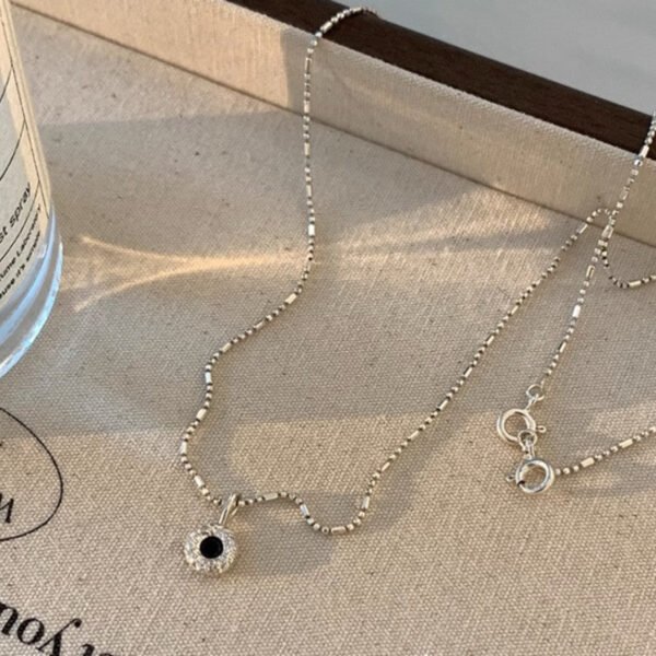 Pearl Love Clavicle Necklace – Elegant Chain for Women