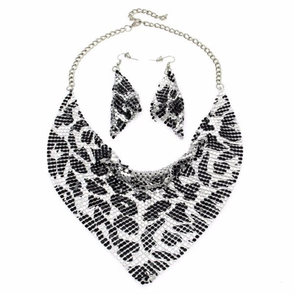 Metal Plate Necklace & Earrings Set - Statement Jewellery Set for Women