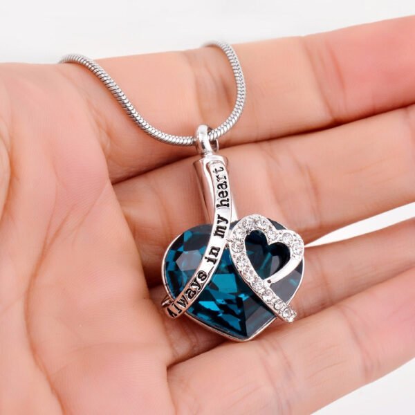 Perfume Bottle Pendant Necklace – Elegant Mini Bottle Chain for Women