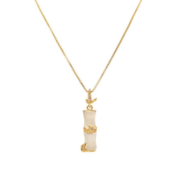Bamboo Pendant Necklace – Elegant Nature-Inspired Chain for Women