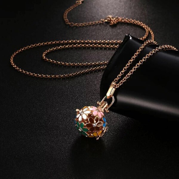 Aromatherapy Zircon Cage Necklace - Essential Oil Diffuser Pendant