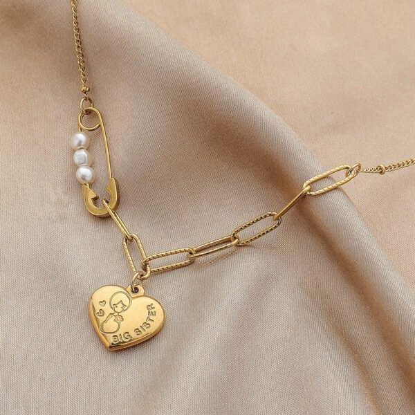 Golden Pearl Love Necklace – Elegant Brooch Pendant Chain for Women